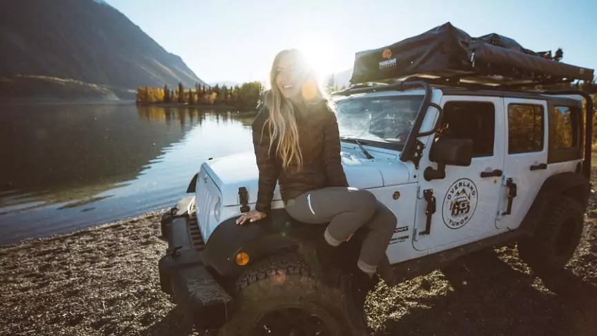 image-of-woman-car-travel